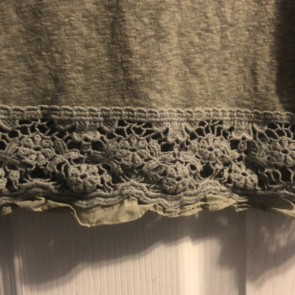Green Summer/Spring Blouse - Picture 3 of 4